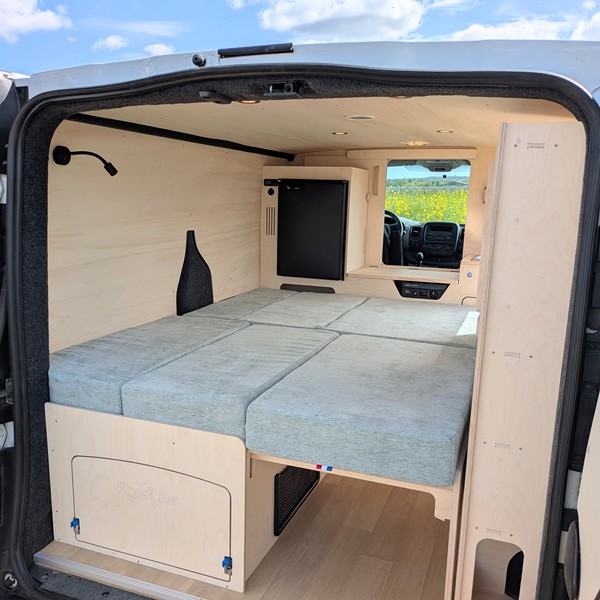 trafic L1H1 aménagé-lit peigne déployé