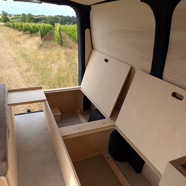 Ford transit custom V2 aménagé-coffres de rangement