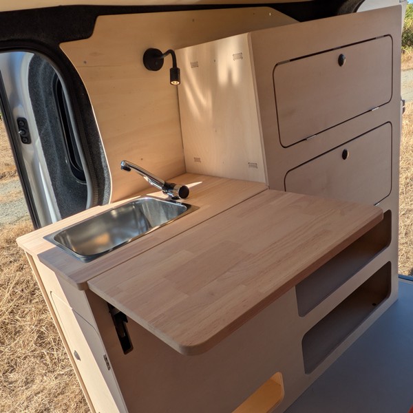 Citroen Jumpy aménagé-tablette